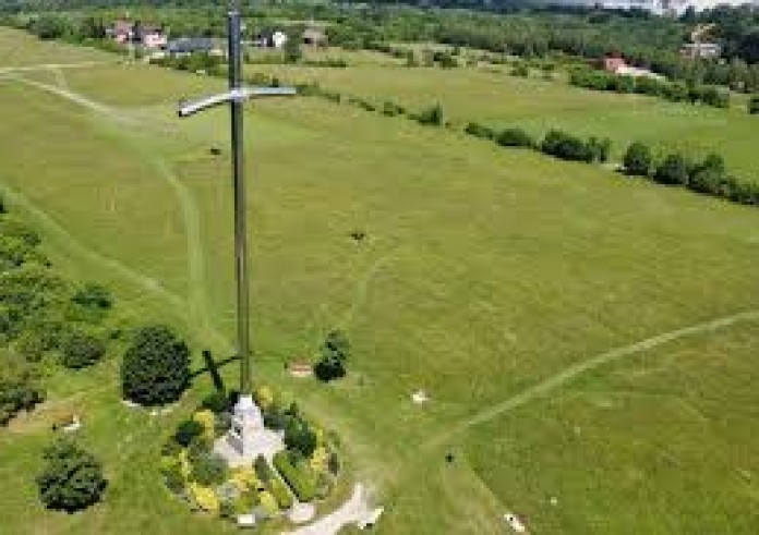 Kontrowersyjny piknik Subaru na Trzech Lipkach. Kto na to pozwolił?