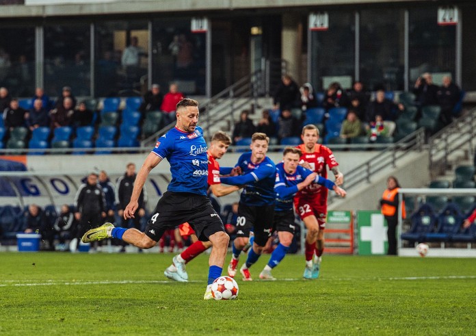 Obrońcy dali zwycięstwo [zdjęcia]