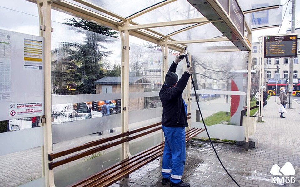 Ruch na przystankach