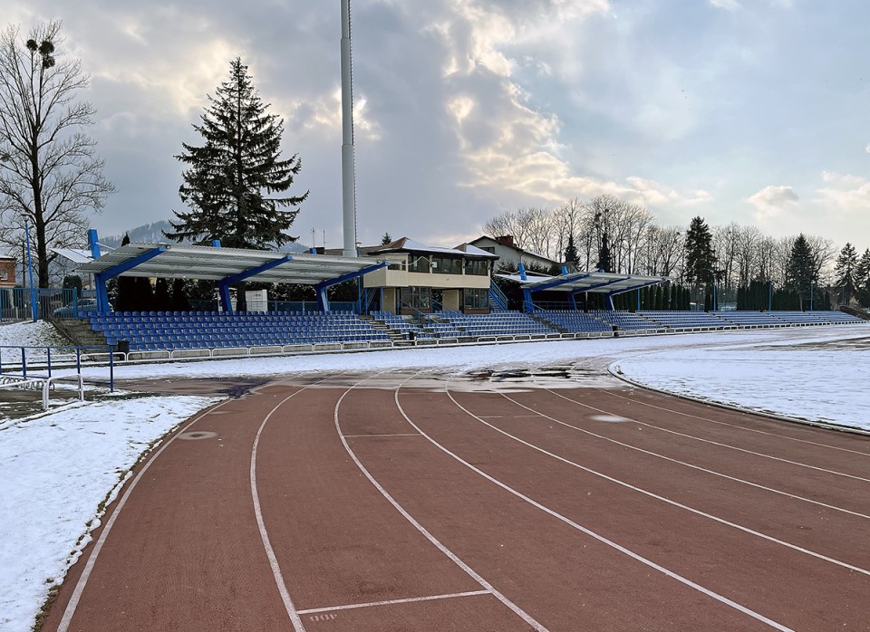 Stadion lekkoatletyczny w Wapienicy bez certyfikatu