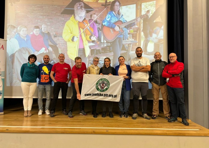 Podróżowanie to kwestia odwagi.