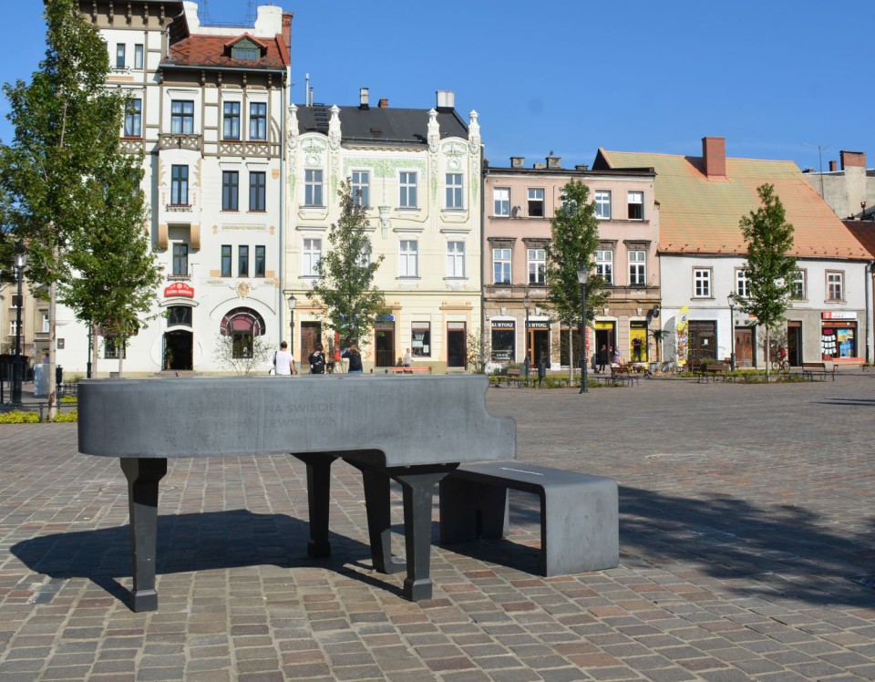 Pomysł – świetny, lokalizacja – do poprawy. Fortepian został wyłączony