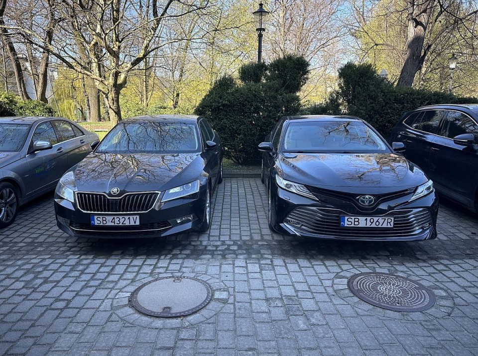 Z kopertą do Ratusza