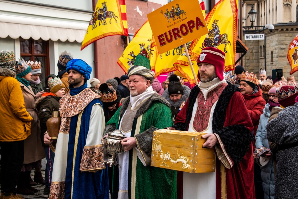 Orszak Trzech Króli przeszedł ulicami miasta [zdjęcia]