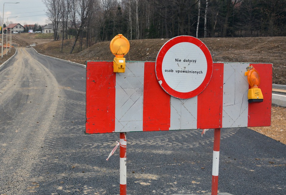 Jest przetarg na remont dróg lokalnych. Czy zdążą przed zimą?