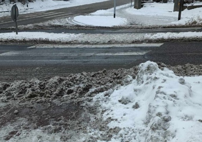 Śnieg na chodnikach? Zastępca prezydenta odpowiada na interpelację radnego. Ma być lepiej