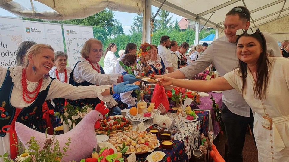 Nadziane łabądki i prozdrowotna nalewka