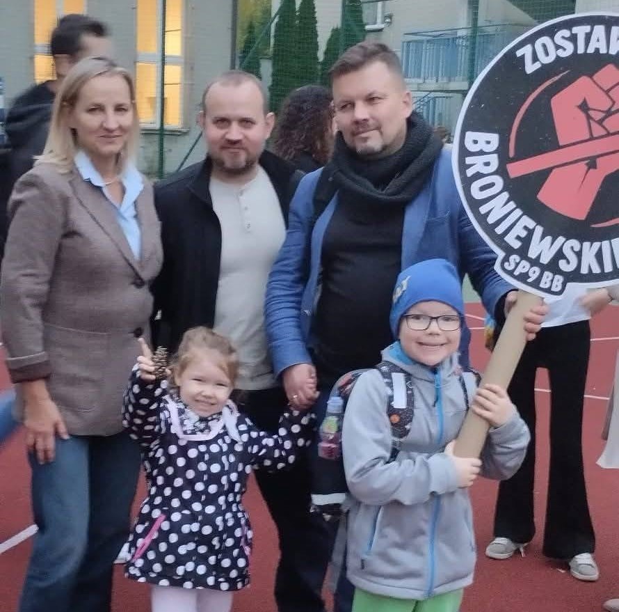 Bitwa o Szkołę Podstawową nr 9 się rozkręca