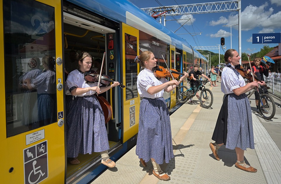 Kolejami Śląskimi na TKB
