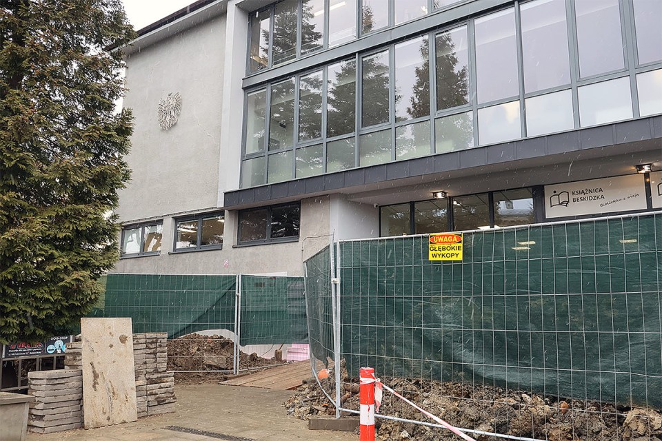 Zamkną Książnicę Beskidzką