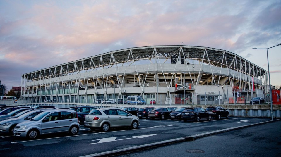 Stadion Miejski: santo subito!