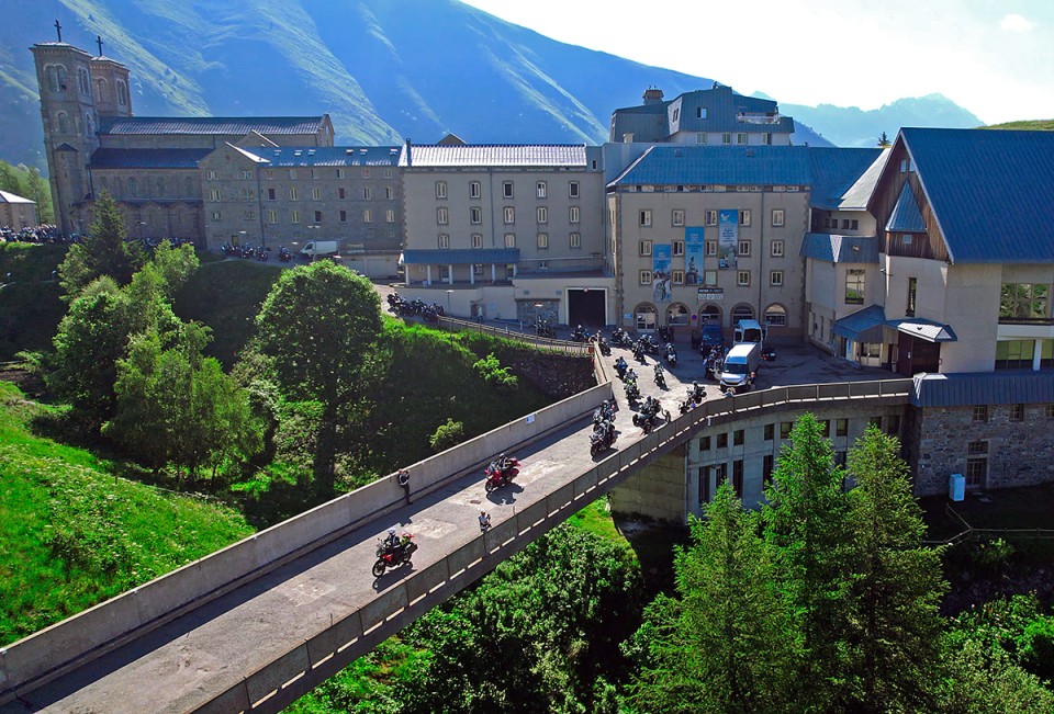 "Boże iskra", czyli dokument o motocyklowej pielgrzymce