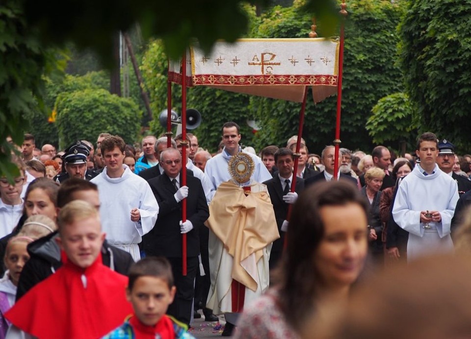 Procesja Bożego Ciała. Na tych ulicach możliwe są utrudnienia w ruchu